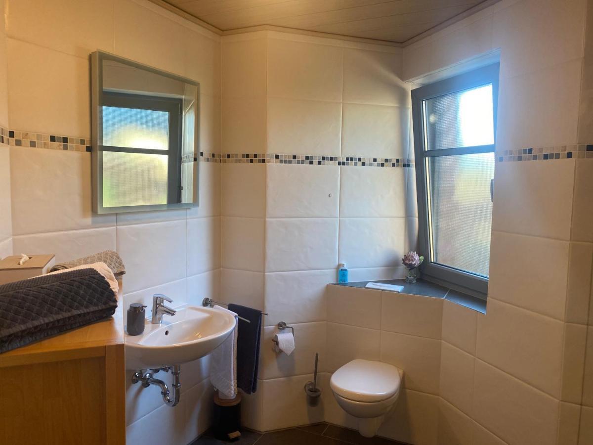 Attraktive Wohnung-Elztalidyll-Zwischen Mosel,Nuerburgring Und Burg Eltz Kollig Ngoại thất bức ảnh