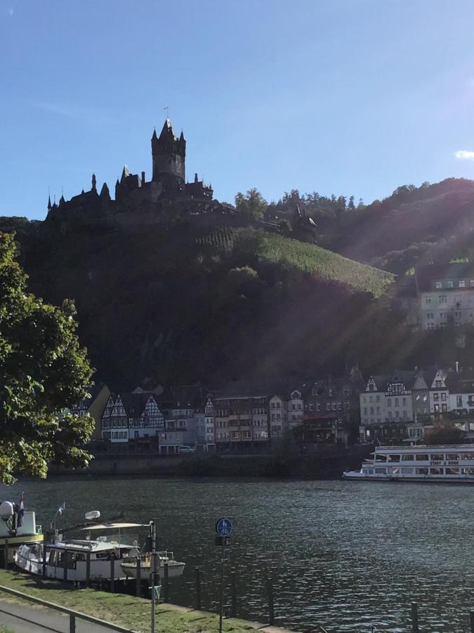 Attraktive Wohnung-Elztalidyll-Zwischen Mosel,Nuerburgring Und Burg Eltz Kollig Ngoại thất bức ảnh