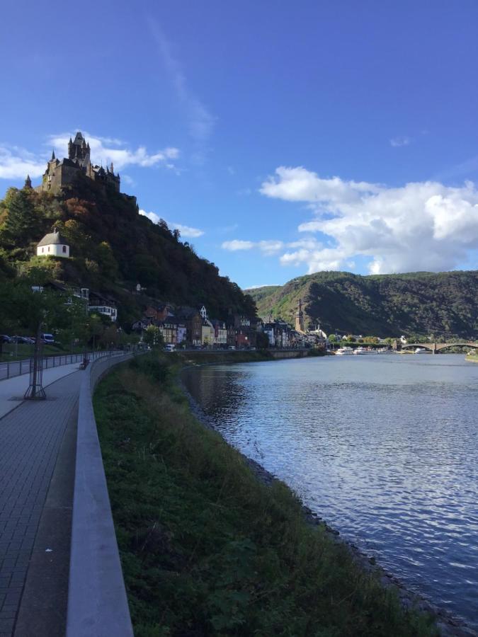Attraktive Wohnung-Elztalidyll-Zwischen Mosel,Nuerburgring Und Burg Eltz Kollig Ngoại thất bức ảnh
