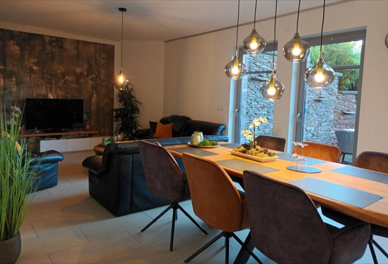 Attraktive Wohnung-Elztalidyll-Zwischen Mosel,Nuerburgring Und Burg Eltz Kollig Ngoại thất bức ảnh